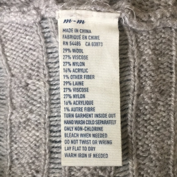 NWT American Eagle Outfitters Cable Knit Dolman Sweater, size Medium ❤️ - Picture 10 of 11